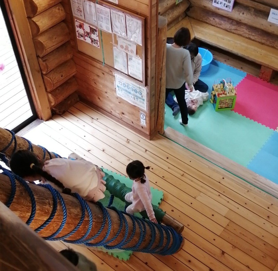 瀬谷中央公園こどもログハウス まるたのしろ は雨の日の子どもとのお出かけにピッタリ こみつぶろぐ