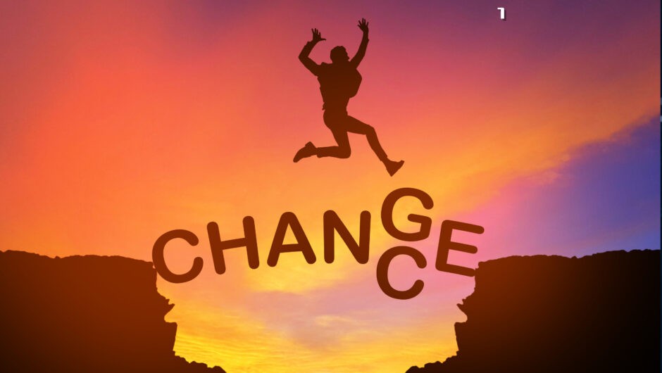 CHANCEとCHANGEのロゴ